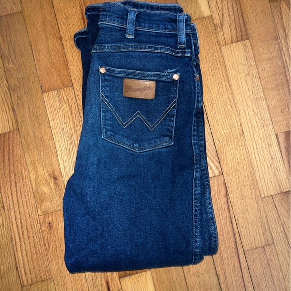 Wrangler Women's Dark Blue Straight Leg Jeans - Picture 1 of 3